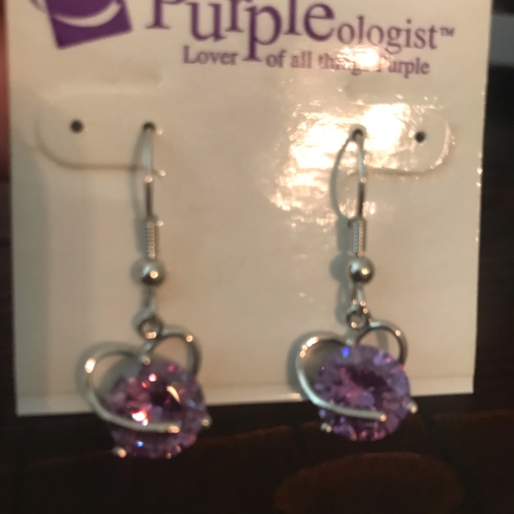 Purple earrings brand new never worn - Picture 3 of 3